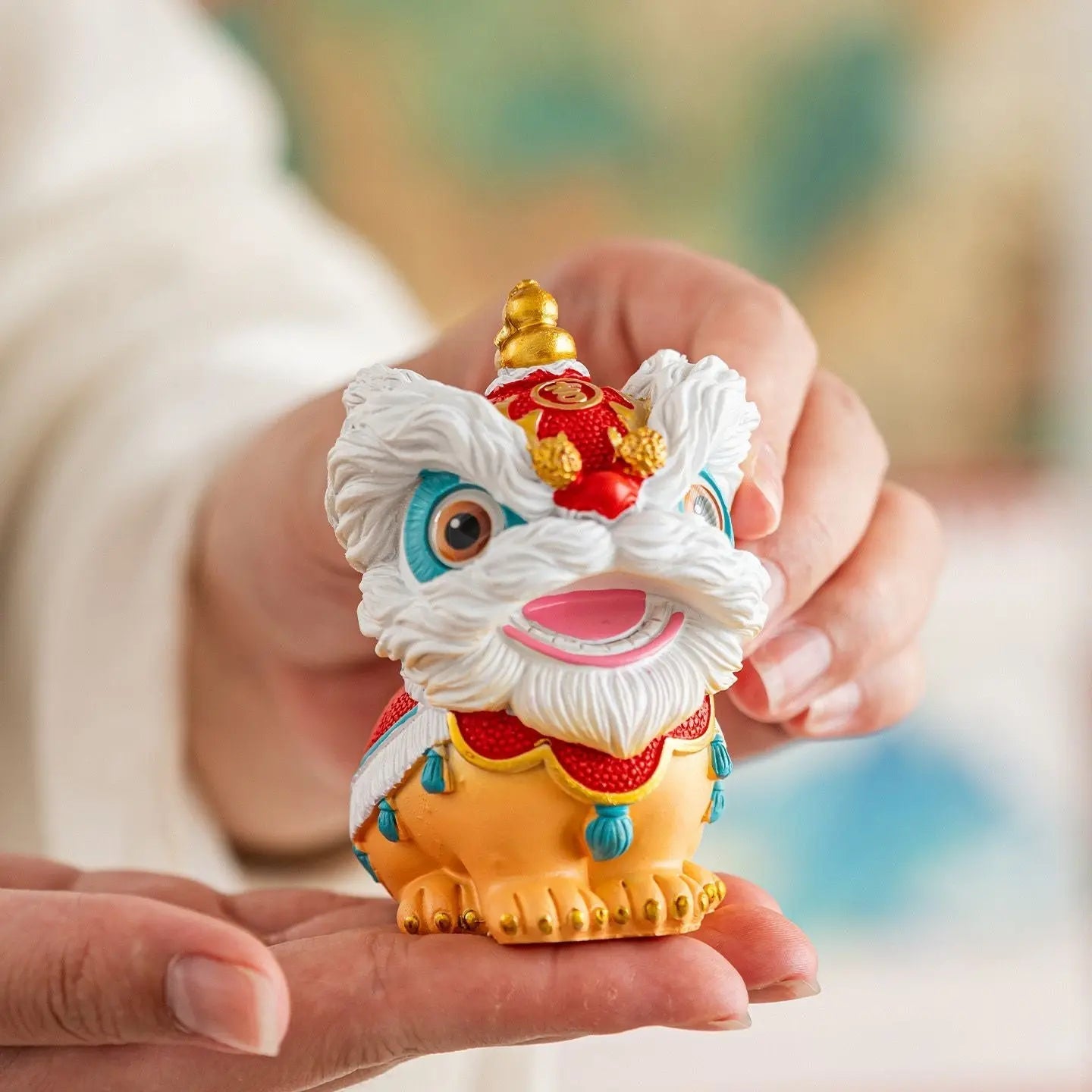 Tao Stones Radiant Guardian Lions: Handcrafted Desktop Prosperity Pair